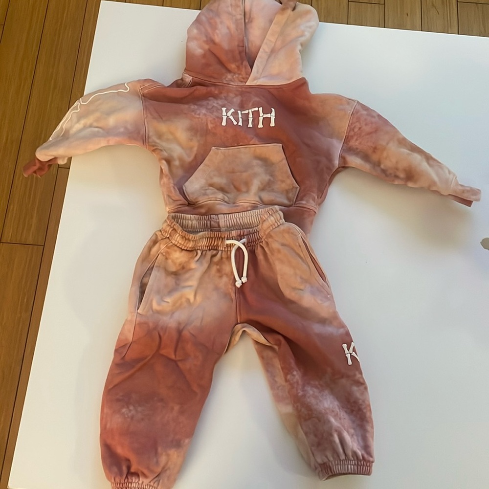 Kith kids sweat suit size 2t